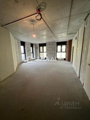 Продажа 3-комнатной квартиры 144 м², 2/8 этаж