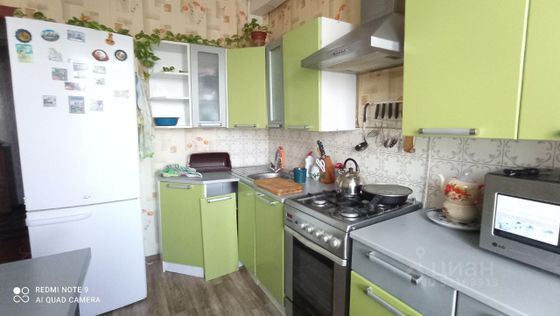 Продажа 3-комнатной квартиры 64 м², 9/9 этаж