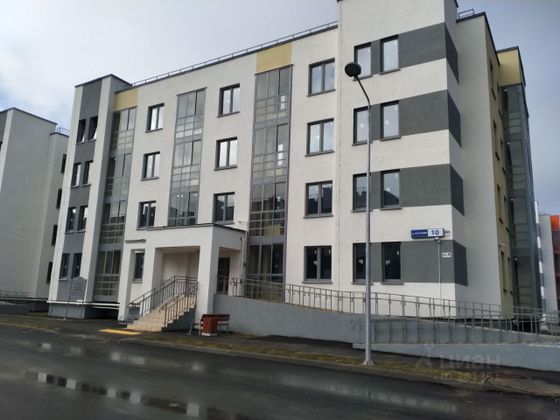 Продажа 2-комнатной квартиры 46 м², 4/4 этаж