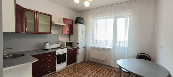 Аренда 1-комнатной квартиры 42,7 м², 8/16 этаж