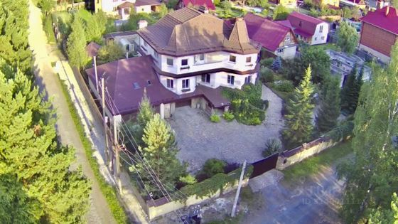 Продажа дома, 512 м², с участком 20 соток