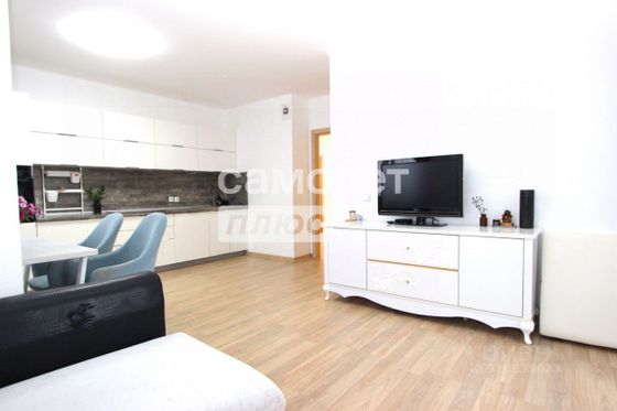Продажа 3-комнатной квартиры 102 м², 20/20 этаж