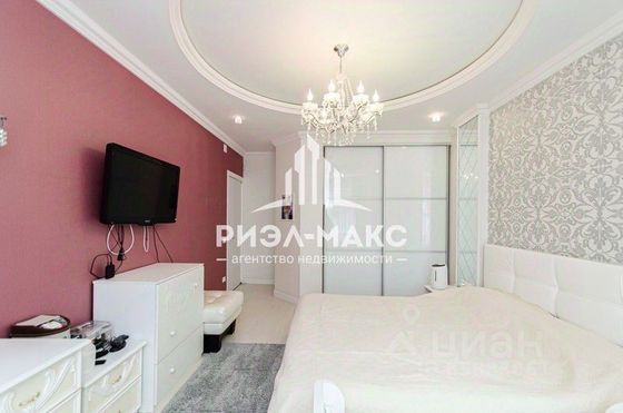 Продажа 2-комнатной квартиры 69,7 м², 2/12 этаж