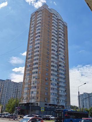 Продажа 1-комнатной квартиры 45 м², 18/25 этаж