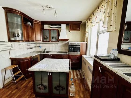 Продажа 4-комнатной квартиры 70 м², 1/5 этаж