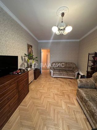 Продажа 2-комнатной квартиры 56 м², 1/4 этаж