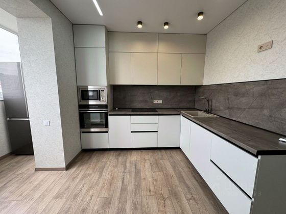 Продажа 2-комнатной квартиры 50 м², 10/12 этаж