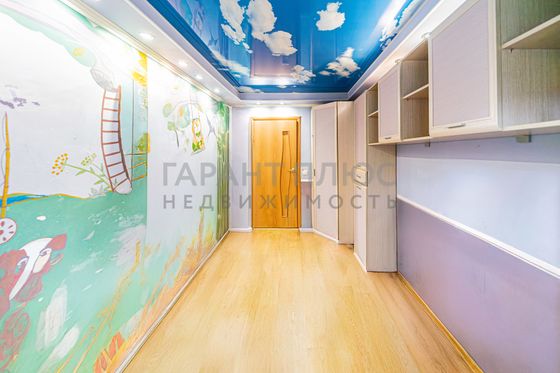 Продажа 3-комнатной квартиры 61,8 м², 1/5 этаж