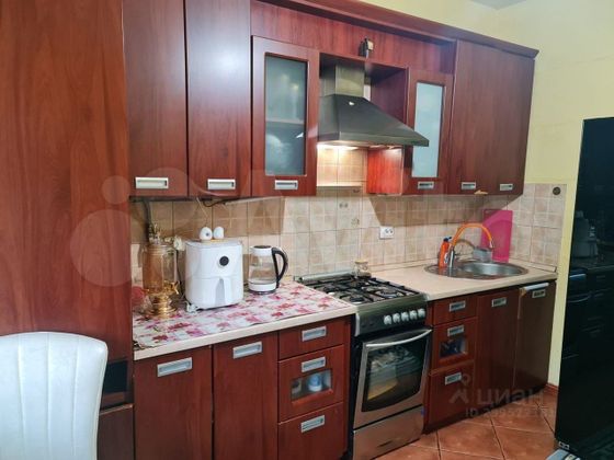 Продажа 2-комнатной квартиры 60 м², 2/6 этаж