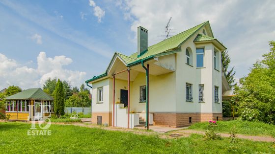 Продажа дома, 222 м², с участком 12 соток