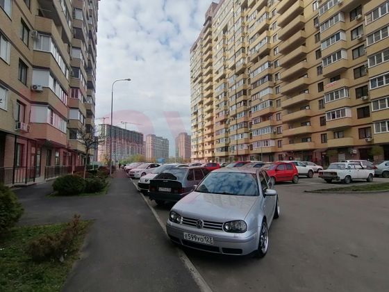 Продажа 1-комнатной квартиры 42,3 м², 3/18 этаж