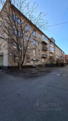 Продажа 2-комнатной квартиры 42,8 м², 2/4 этаж