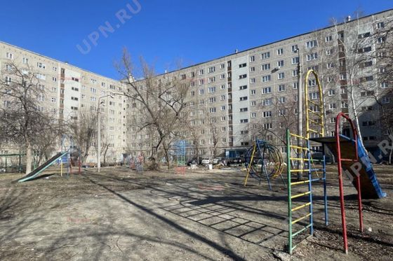 Продажа 3-комнатной квартиры 57 м², 2/9 этаж