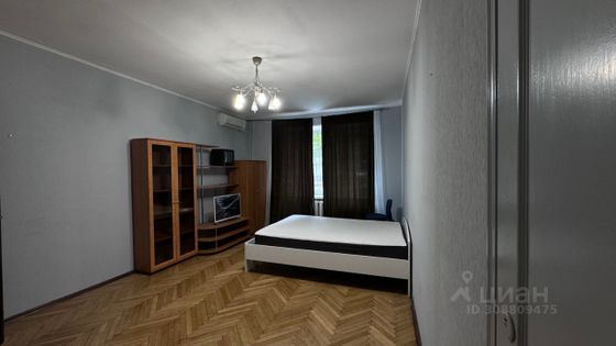 Продажа 2-комнатной квартиры 57,2 м², 1/10 этаж