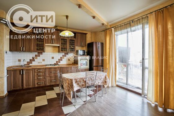 Продажа 2-комнатной квартиры 62,6 м², 2/2 этаж