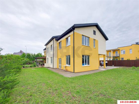 Продажа многокомнатной квартиры 154,2 м², 1/2 этаж