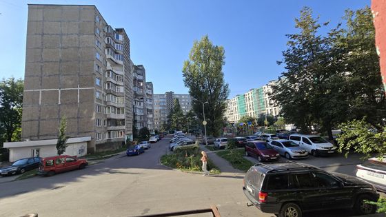 Продажа 2-комнатной квартиры 49,8 м², 1/9 этаж