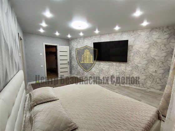 Продажа 4-комнатной квартиры 93 м², 1/9 этаж