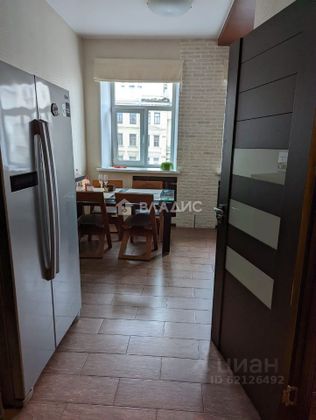 Продажа 2-комнатной квартиры 69 м², 3/5 этаж