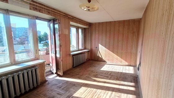 Продажа 3-комнатной квартиры 60 м², 3/9 этаж