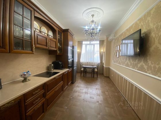 Продажа 4-комнатной квартиры 156 м², 2/12 этаж