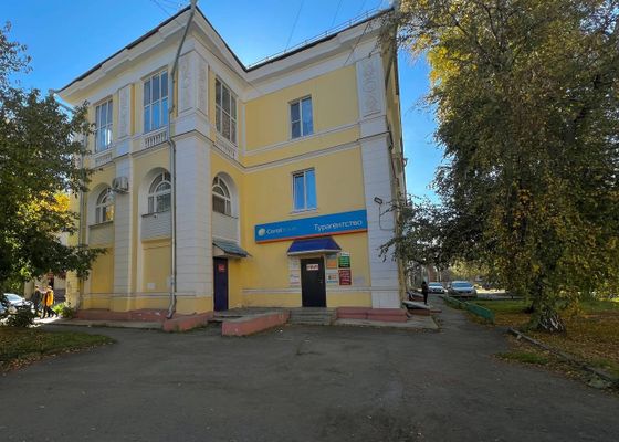 Продажа 3-комнатной квартиры 60 м², 2/3 этаж