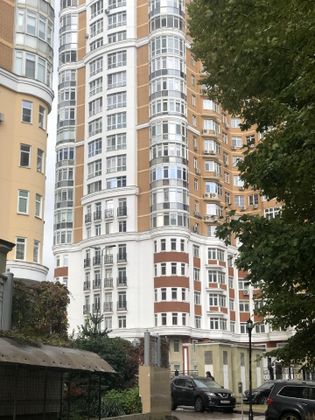 Продажа 2-комнатной квартиры 117 м², 7/23 этаж