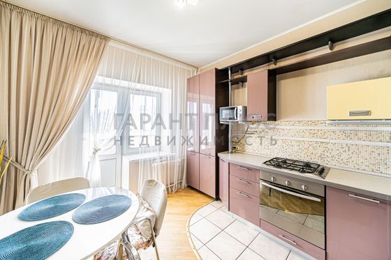 Продажа 3-комнатной квартиры 95 м², 7/10 этаж