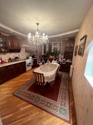 Продажа многокомнатной квартиры 150 м², 3/9 этаж