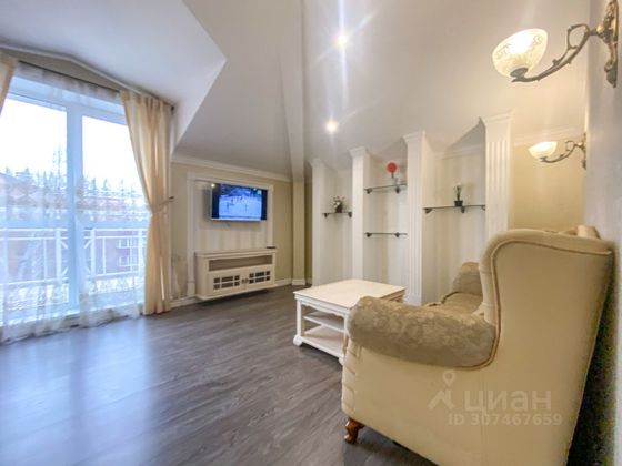 Продажа 2-комнатной квартиры 60 м², 4/5 этаж