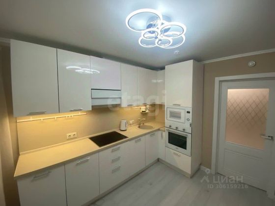 Продажа 3-комнатной квартиры 85,4 м², 2/24 этаж