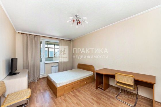 Продажа 2-комнатной квартиры 57 м², 8/17 этаж