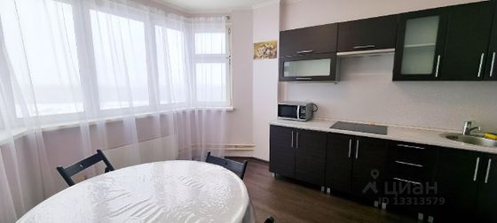 Продажа 2-комнатной квартиры 64 м², 14/17 этаж