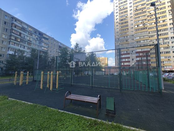 Продажа 2-комнатной квартиры 54,3 м², 1/25 этаж