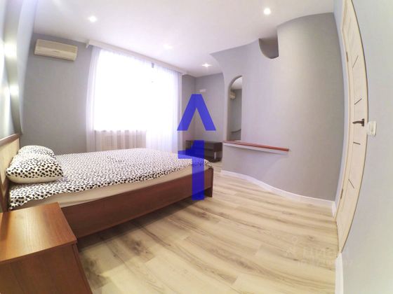 Аренда 4-комнатной квартиры 120 м², 4/9 этаж