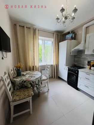 Продажа 2-комнатной квартиры 59 м², 2/4 этаж