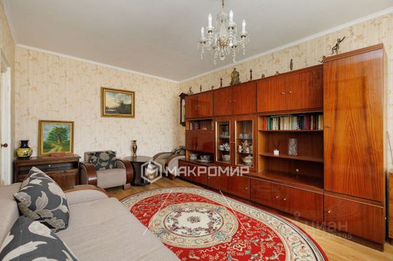 Продажа 2-комнатной квартиры 55 м², 2/5 этаж