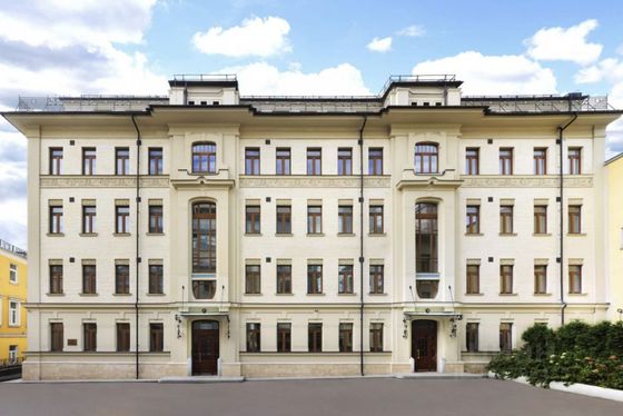 Продажа 2-комнатной квартиры 109,7 м², 1/6 этаж