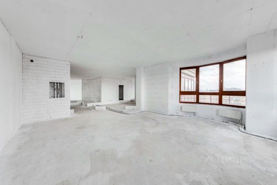 Продажа 4-комнатной квартиры 226,3 м², 15/21 этаж