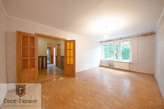 Продажа 3-комнатной квартиры 64 м², 3 этаж