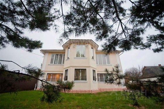 Аренда дома, 300 м²