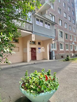 Продажа 3-комнатной квартиры 61 м², 1/12 этаж