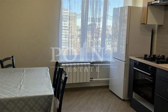 Аренда 2-комнатной квартиры 52 м², 12/12 этаж