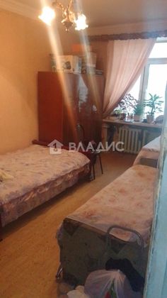 Продажа 1-комнатной квартиры 32 м², 1/4 этаж