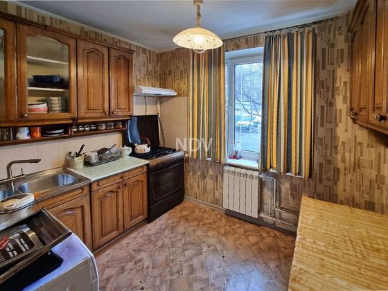 Продажа 3-комнатной квартиры 65 м², 1/12 этаж