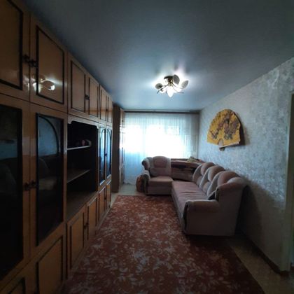 Продажа 2-комнатной квартиры 42 м², 4/4 этаж