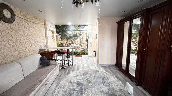 Продажа 2-комнатной квартиры 56 м², 1/17 этаж