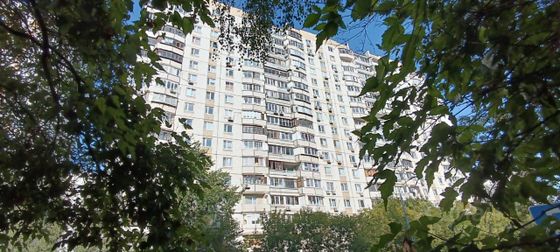 Продажа 3-комнатной квартиры 76 м², 13/17 этаж