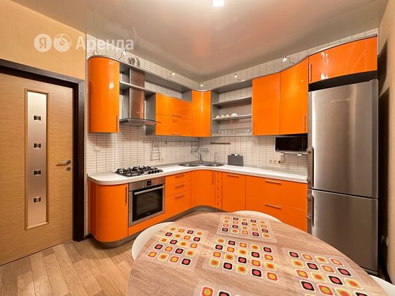 Аренда 2-комнатной квартиры 62 м², 10/10 этаж