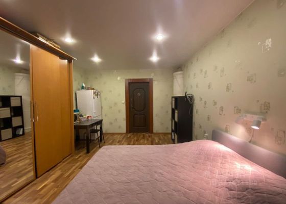 Аренда 1 комнаты, 80 м², 5/5 этаж